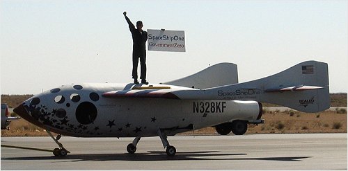 Blog_SpaceShipOneSign (23k image)