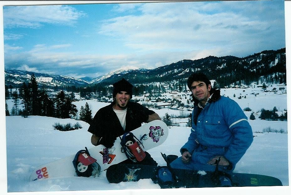 [Scott+snowboarding.JPG]