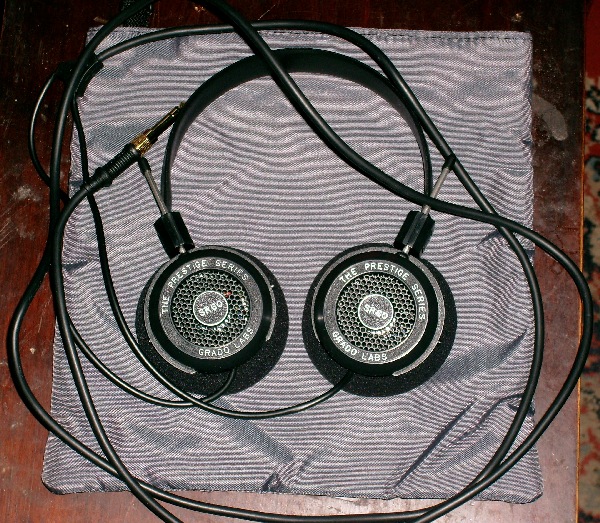 headphones-and-bag